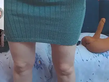 Stripchat Watch Live Sex Cams of Playful_Golden_WOW