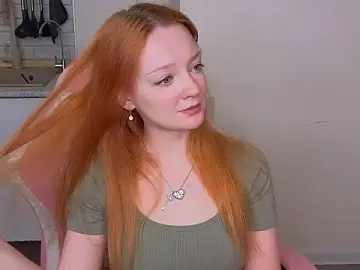 Stripchat Live Sex Cam of Radiants_two