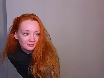 Stripchat Live Sex Cam of Radiants_two
