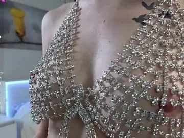 Stripchat Free Porn Cam of ShawtyEmma