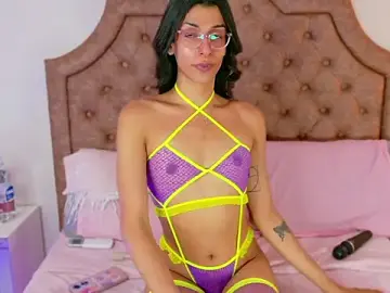 Stripchat Free Porn Cam of ViolettaReyyes