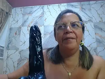 Stripchat Nude Webcam of alina_maturehot