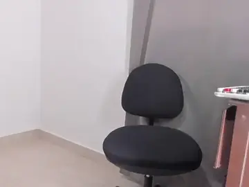 Stripchat Watch Live Sex Cams of Emma_lean