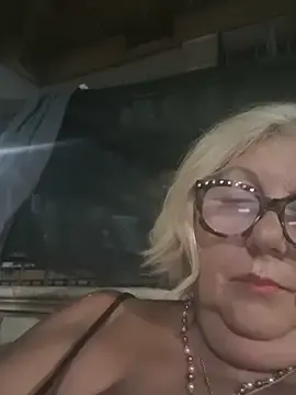 Stripchat Adult Webcam of Merilulla