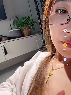 Stripchat Sex Cam of GG-BONG1