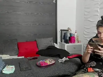 Stripchat Watch Live Sex Cams of inkedsinners_