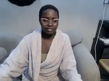 Stripchat Best live sex cam show of sweetsin12