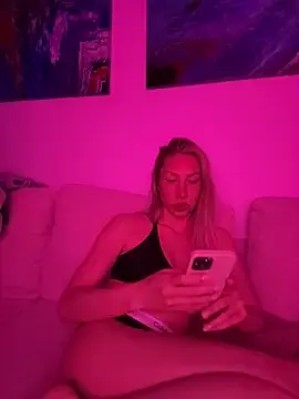 Stripchat Sex Chat of LuisaBecker