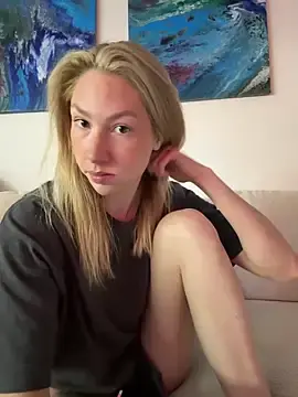 Stripchat Sex Cam of LuisaBecker