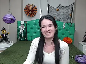 Stripchat Adult Webcam of JasmineKouch
