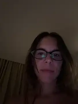 Stripchat Free Porn Cam of JuicyFruits93