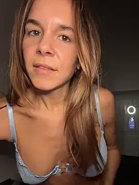 Stripchat Adult Webcam of JuicyFruits93