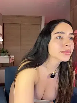Stripchat Adult Webcam of Alessia-miller_