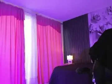 Stripchat Best live sex cam show of DulcePrince_