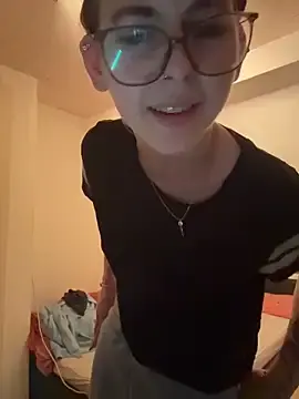 Stripchat Adult Webcams of Milli-Kiss