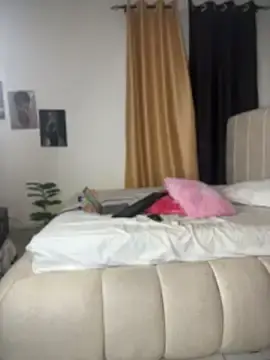 Stripchat Nude Webcam of t-Booty_risky_