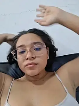 Stripchat Nude Webcam of -VICKKY