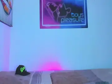 Stripchat Adult Webcams of Pleasure_boys_hot