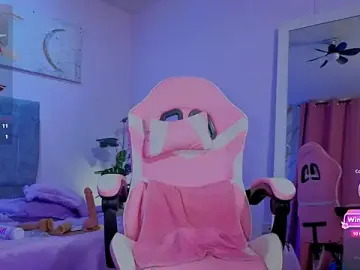 Stripchat Live Porn of housegirl_bigcock