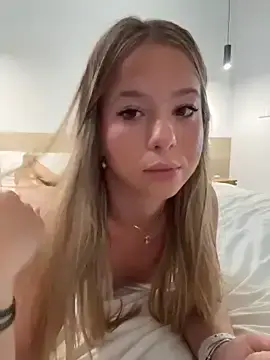 Stripchat Sex Cam of Norabbyxox