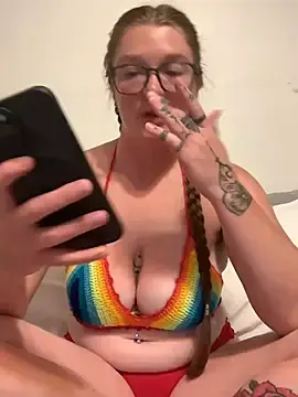 Stripchat Adult Video Chat of PussiesnCream_