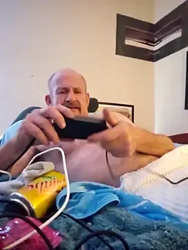 Stripchat Sex Cam of den-rock4u