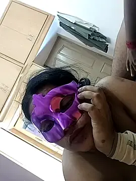 Stripchat Nude Webcam of hot-shailu