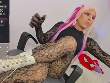 Stripchat Free Live Porn of MissCarolinne