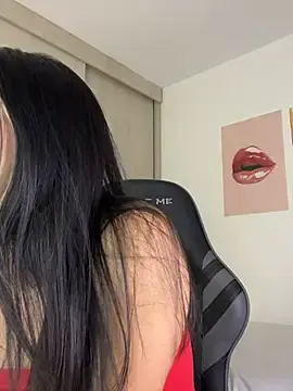Stripchat Free Porn Cam of Cat2525