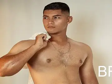 Stripchat Free Live Porn of Iamdylan777
