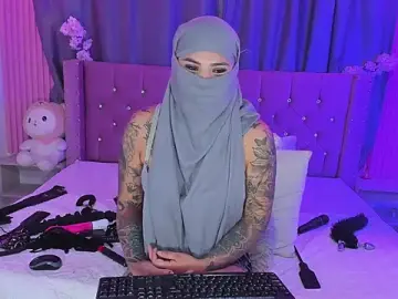 Stripchat Nude Webcam of Nayla-Mouna