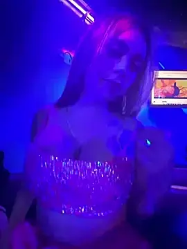 Stripchat Adult Webcams of tinker_exotic_1