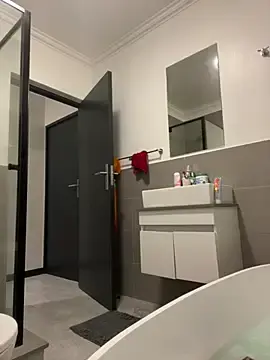 Stripchat Watch Live Sex Cams of CurvyDesire1
