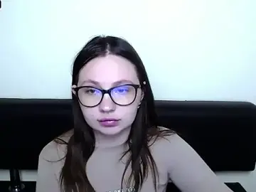 Stripchat Adult Video Chat of LiliaErmi