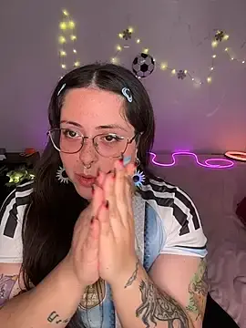 Stripchat Free Porn Cam of Mizztikaa