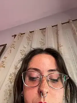 Stripchat Nude Webcam of Mizztikaa