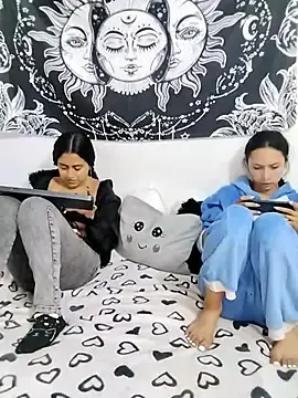 Stripchat Best live sex cam show of abby_n_emily