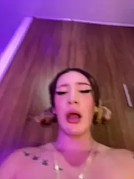 Stripchat Sex Cam of bunny_bicht