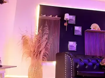 Stripchat Live Sex Cam of TitoBell