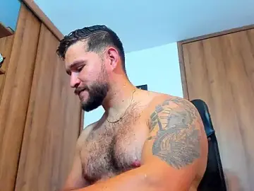 Stripchat Watch Live Sex Cams of AndrewDiaz