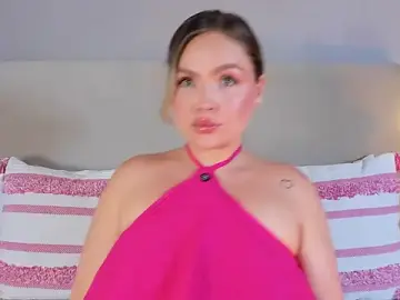 Stripchat Sex Cam of GaiaBaker
