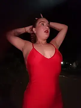 Stripchat Live Porn of isabella_ferrer99