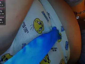 Stripchat Free Porn Cam of TsPostophere