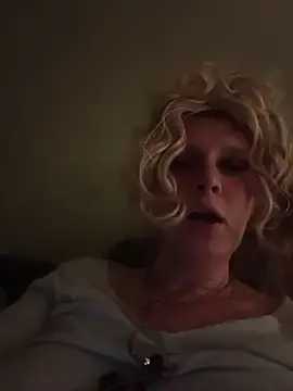 Stripchat Watch Live Sex Cams of TsPostophere