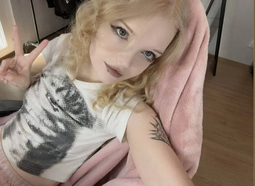 evetease
