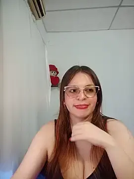 Stripchat Free Live Porn of lorenita_88
