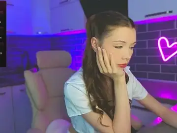 Stripchat Watch Live Sex Cams of EmmaVictori1