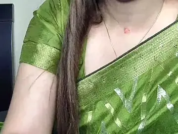 Stripchat Live Sex Cam of Nyra-Goddess