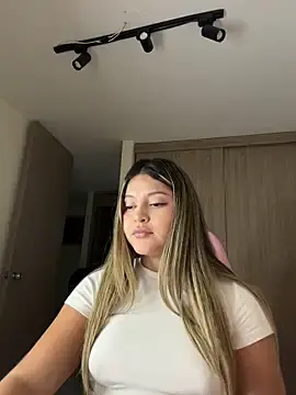 Stripchat Sex Chat of lunablossom_