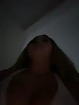 Stripchat Nude Webcam of lunablossom_